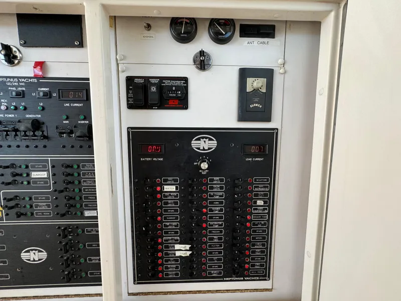 Slide: The Image of Neptunus 55 Cabrio 2006 - 66