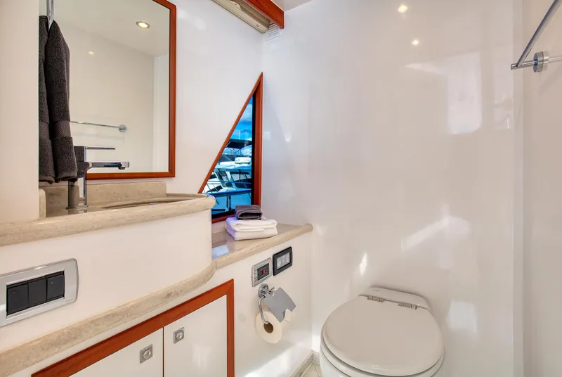 Slide: The Image of Hampton 750 Endurance LRC 2027 - 50