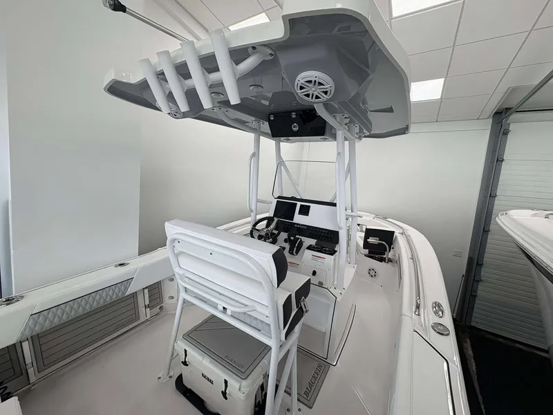 Slide: The Image of Blackfin 222 CC 2026 - 13