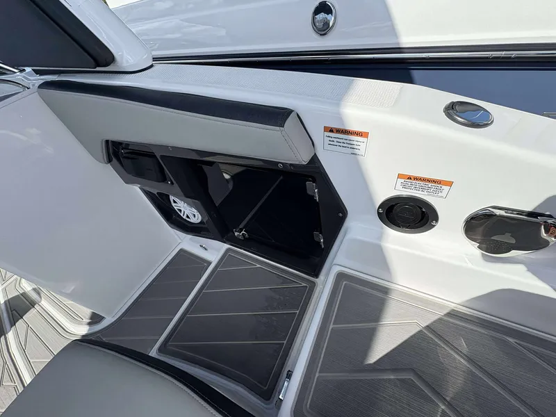 Slide: The Image of Monterey 275 SS 2026 - 24