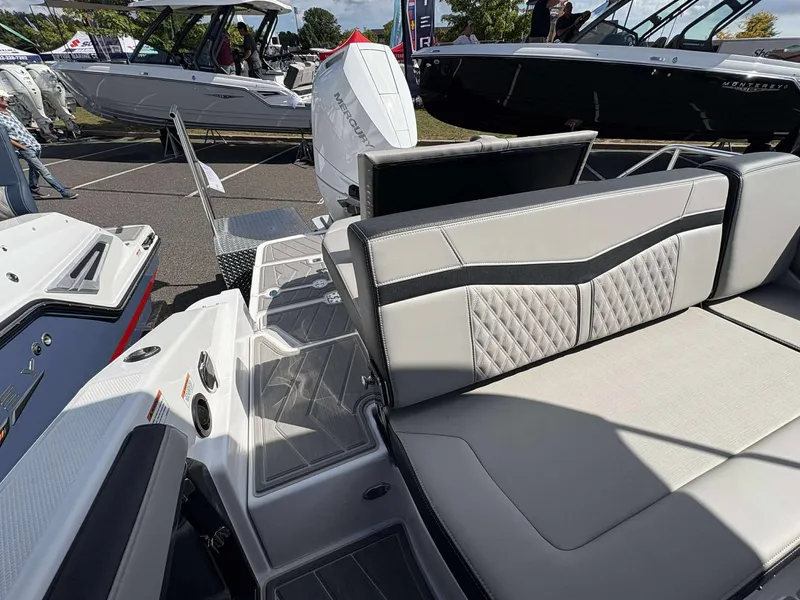 Slide: The Image of Monterey 275 SS 2026 - 20