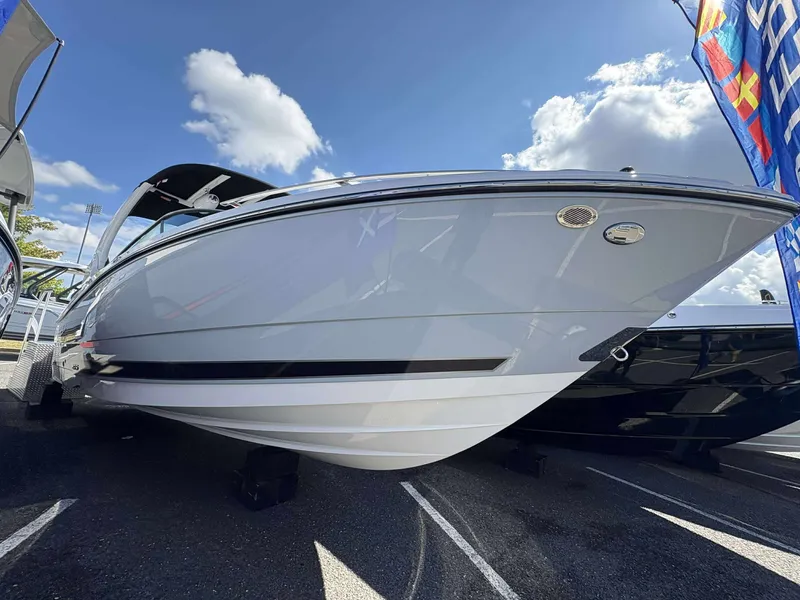 Slide: The Image of Monterey 275 SS 2026 - 18