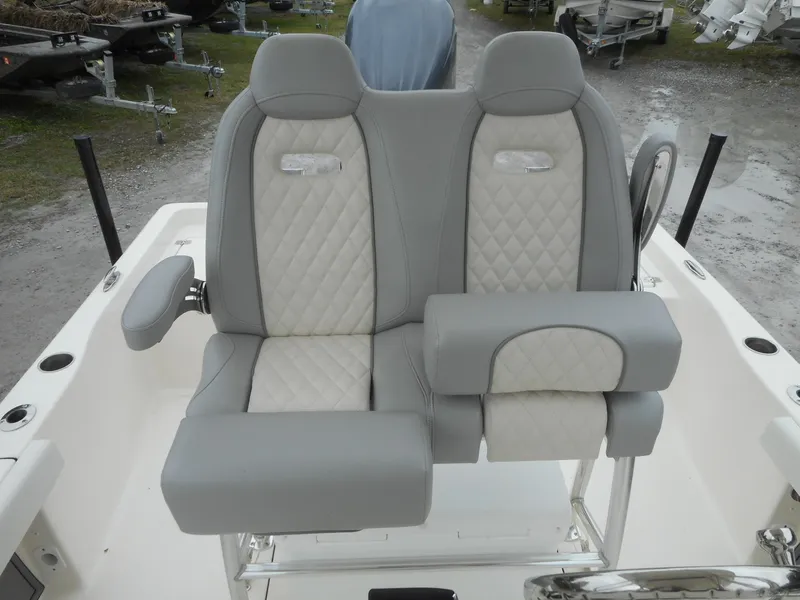 Slide: The Image of 2024 Avenger 24 Avenger boat seats with diamond-stitched upholstery - 4