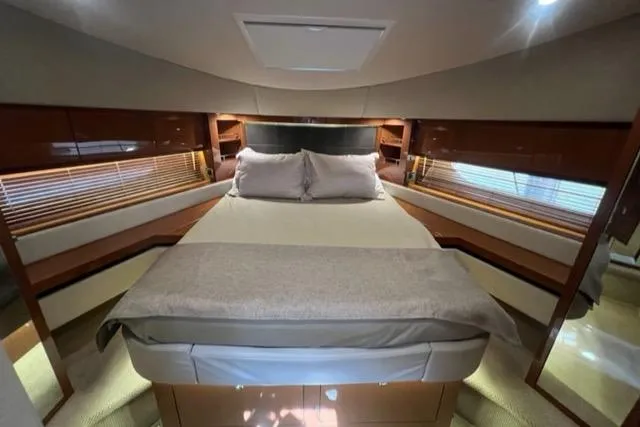 Slide: The Image of Sea Ray 510 Fly 2016 - 83