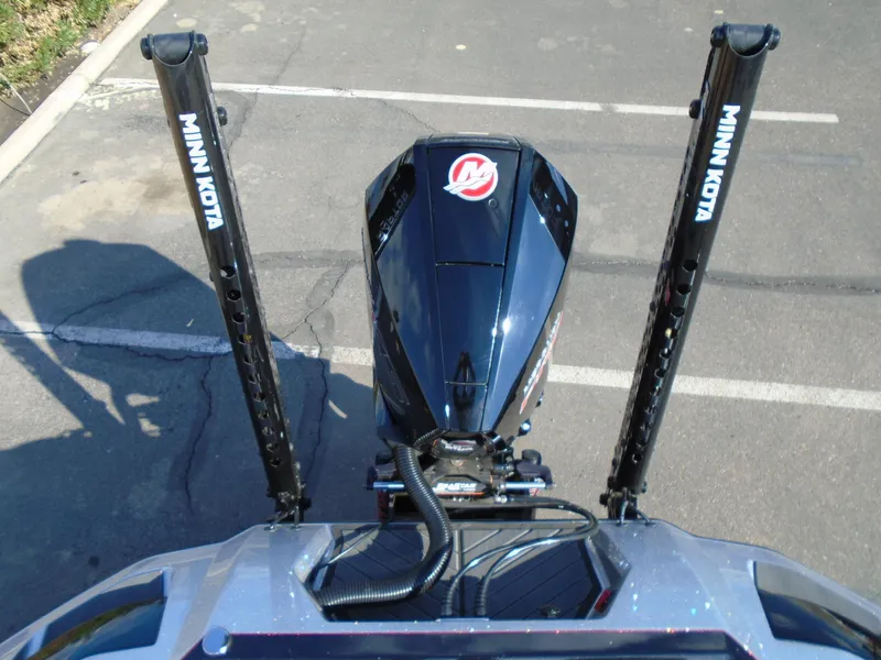 Slide: The Image of Top view of a 2024 Vexus VX20 boat with Minn Kota trolling motors. - 18