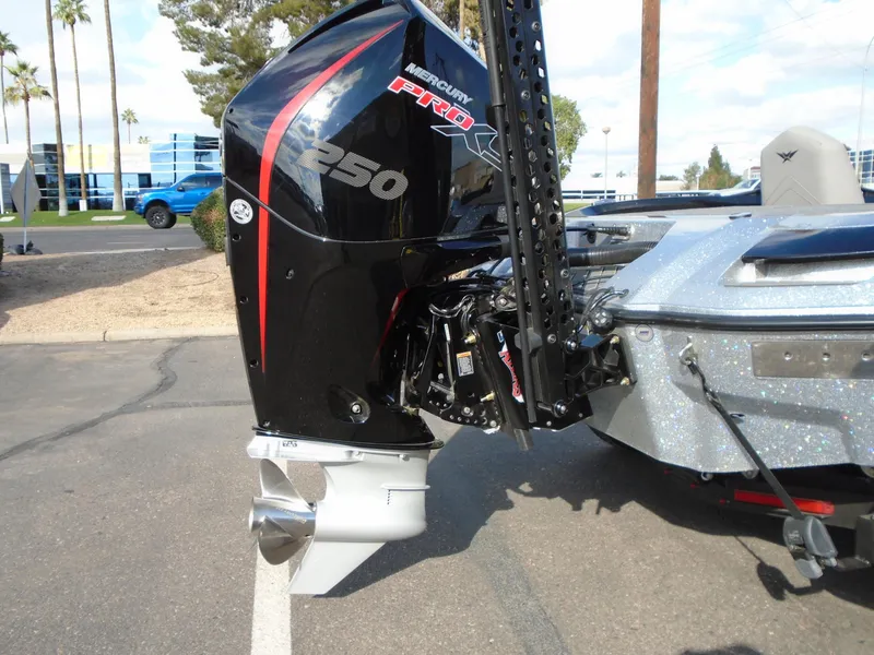 Slide: The Image of 2024 Vexus VX20 boat with Mercury Pro XS 250 outboard motor. - 19