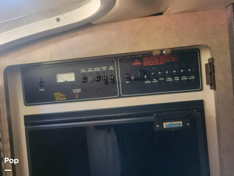 Slide: The Image of 2005 Formula 330SS for sale in Miami, FL - 27