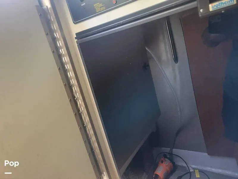 Slide: The Image of 2005 Formula 330SS for sale in Miami, FL - 28