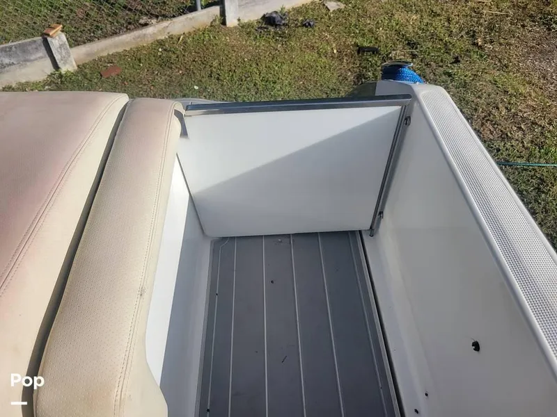 Slide: The Image of 2005 Formula 330SS for sale in Miami, FL - 46