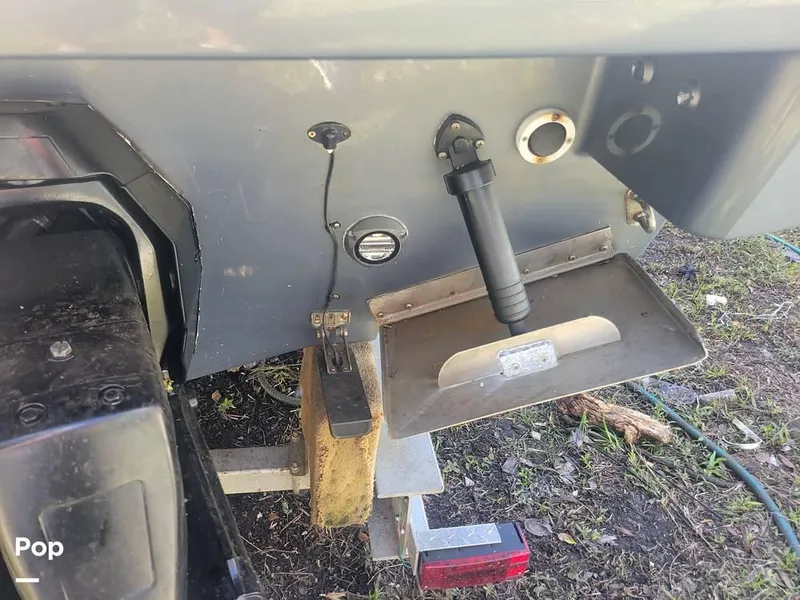 Slide: The Image of 2005 Formula 330SS for sale in Miami, FL - 51