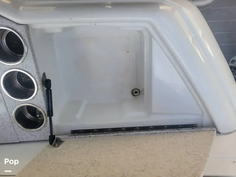 Slide: The Image of 2005 Formula 330SS for sale in Miami, FL - 55