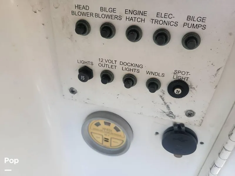 Slide: The Image of 2005 Formula 330SS for sale in Miami, FL - 74