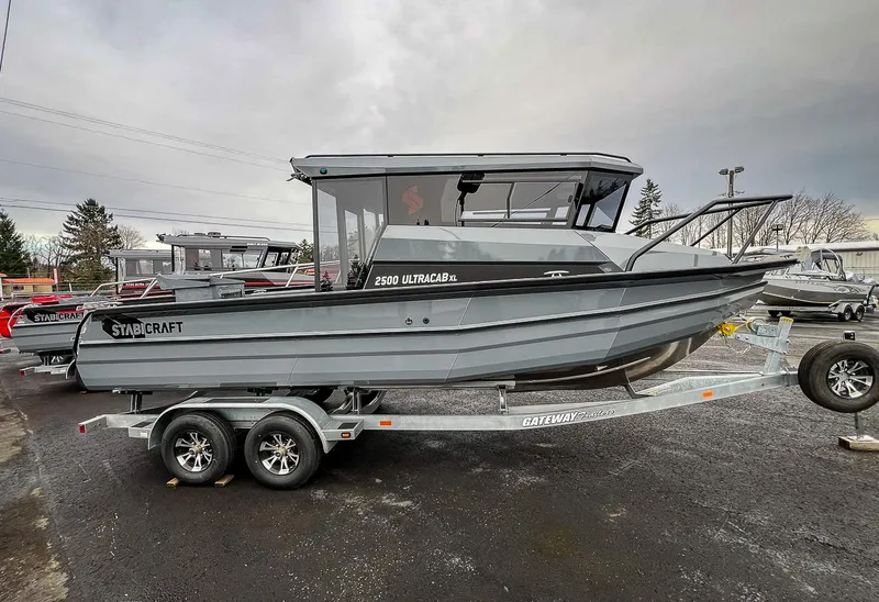 Slide: The Image of Stabi-Craft 2500 Ultracab XL 2026 - 4