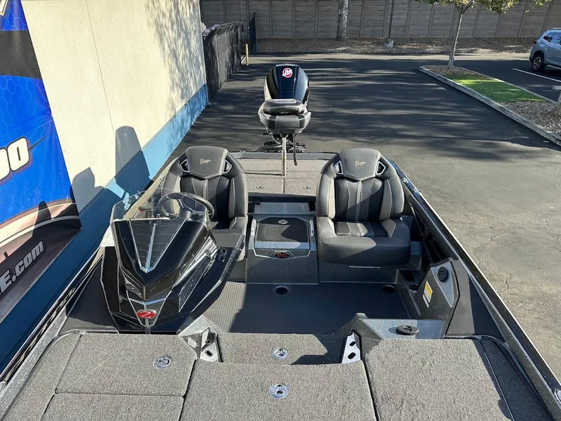 Slide: The Image of 2024 Ranger Z520R Ranger Cup Equipped boat, featuring sleek seating and modern design. - 24