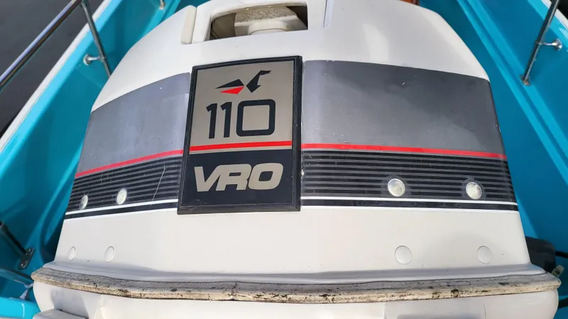 Slide: The Image of 1968 Boston Whaler 16 Sakonnet boat with 110 VRO outboard motor. - 18