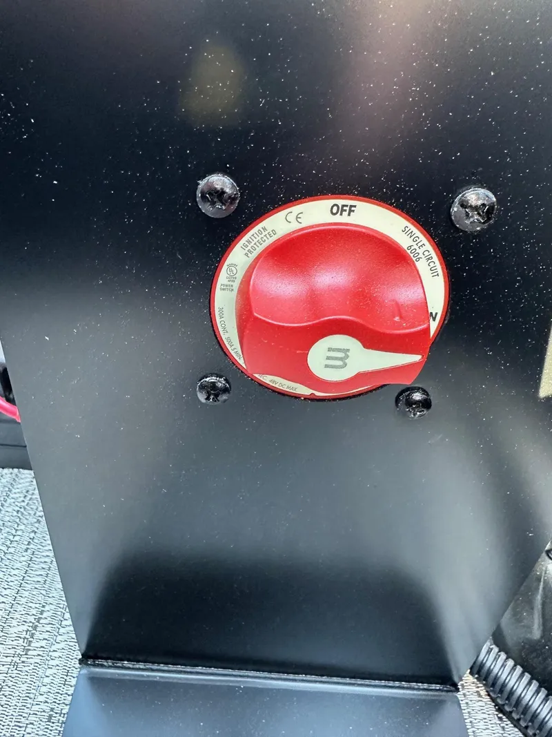 Slide: The Image of Red switch on Bennington 188 SLJ boat panel, model year 2026. - 8