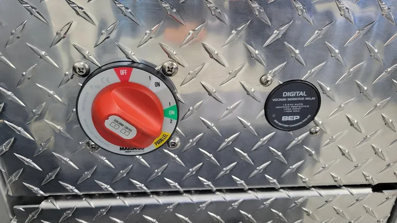 Slide: The Image of Control panel on diamond plate surface of 2025 Smoker Craft Phantom 20 X2 offshore boat. - 12
