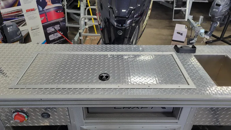 Slide: The Image of 2025 Smoker Craft Phantom 20 X2 with Yamaha Vmax 250 SHO, featuring diamond plate surface. - 16