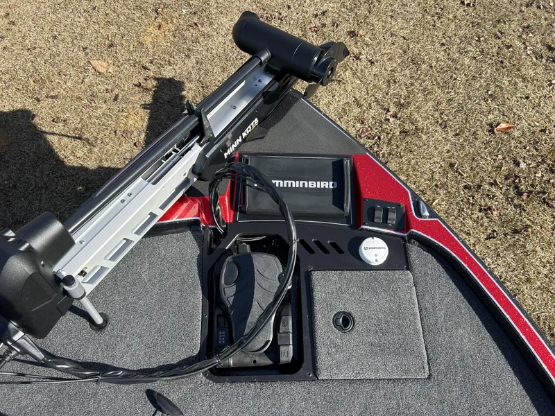 Slide: The Image of 2024 Triton 20XP boat with Minn Kota trolling motor and Humminbird electronics. - 7