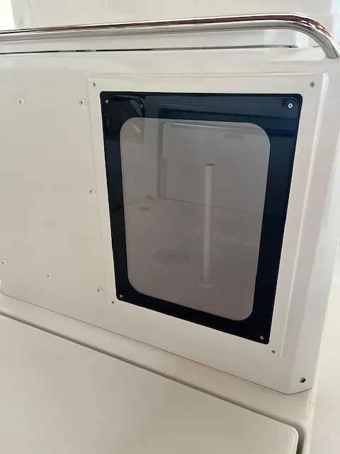 Slide: The Image of 2024 Jeanneau Leader 7.5 CC Series 3 boat console detail. - 17