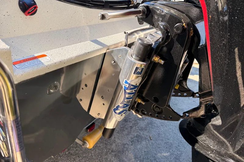 Slide: The Image of 2026 Ranger RB190 boat with Atlas hydraulic jack plate detail. - 12