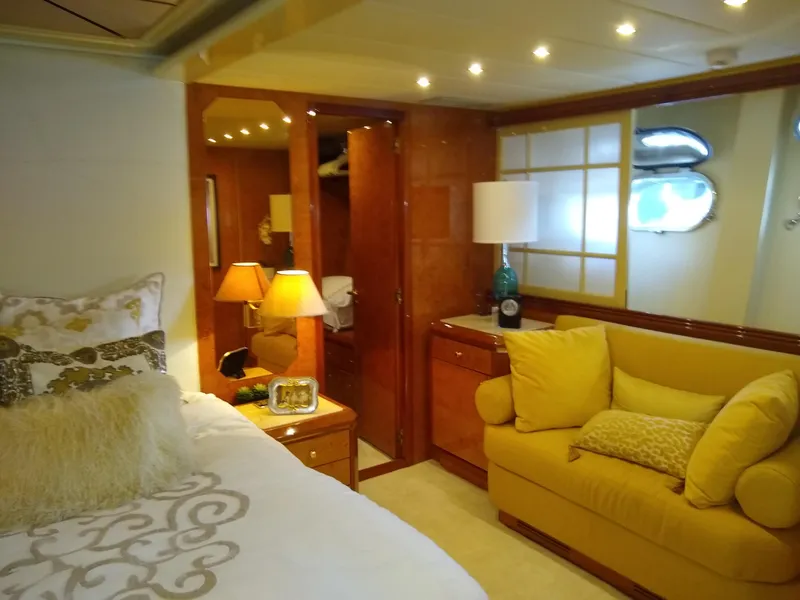 Slide: The Image of Master Stateroom - 9