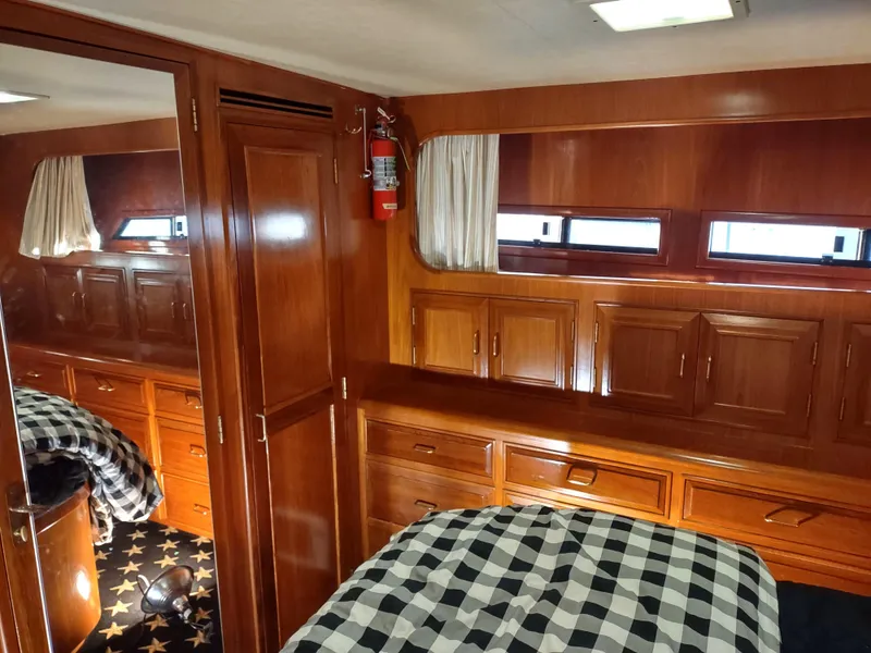 Slide: The Image of Ocean Alexander 440 CPMY 1989 - 103