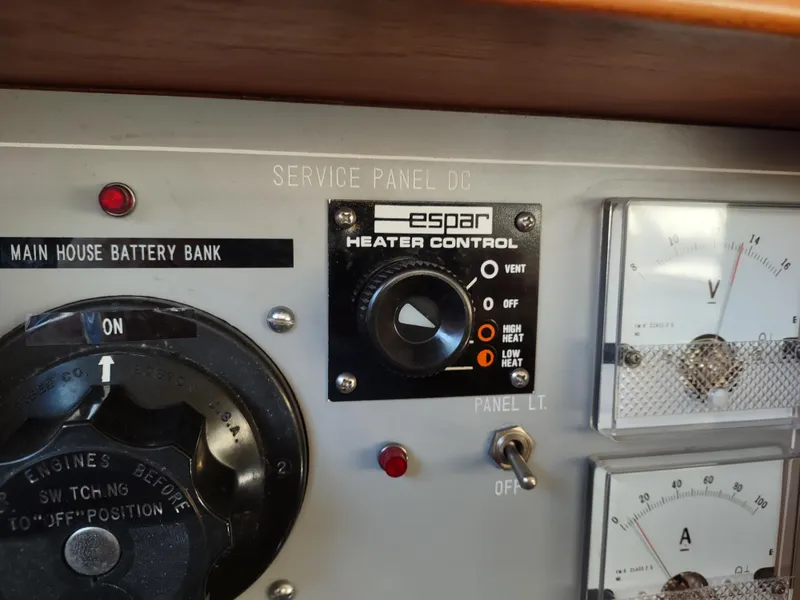 Slide: The Image of Ocean Alexander 440 CPMY 1989 - 112