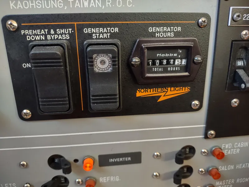 Slide: The Image of Ocean Alexander 440 CPMY 1989 - 114