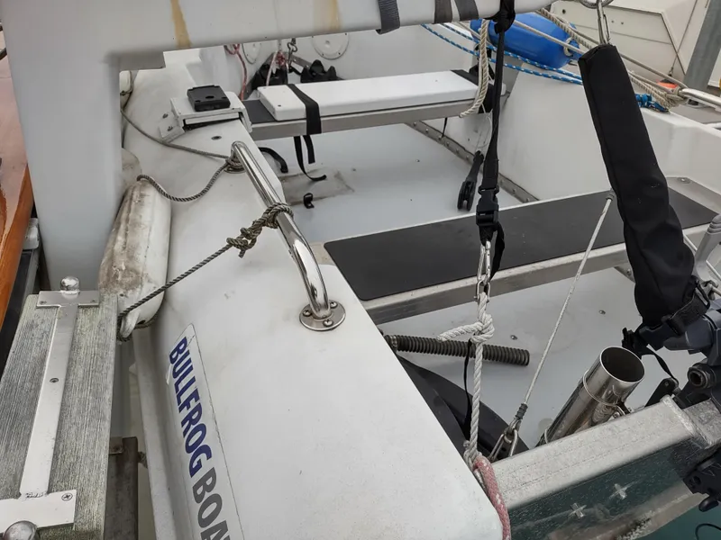 Slide: The Image of 1989 Ocean Alexander 440 CPMY boat deck with BULLFROG BOND label. - 25