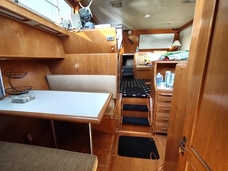 Slide: The Image of Ocean Alexander 440 CPMY 1989 - 77