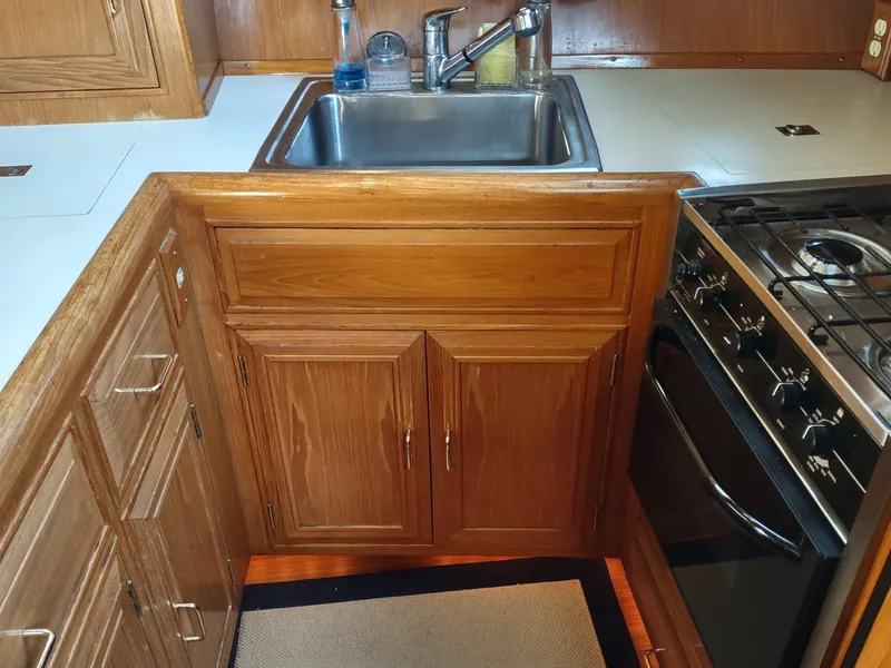 Slide: The Image of Ocean Alexander 440 CPMY 1989 - 87