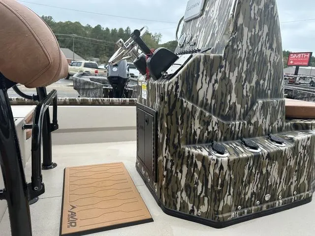 Slide: The Image of Avid 21 FSX 2024 - 13