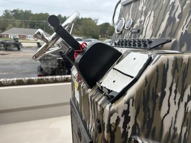 Slide: The Image of Avid 21 FSX 2024 - 15