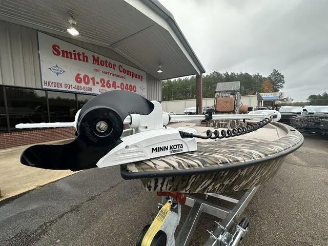 Slide: The Image of Avid 21 FSX 2024 - 3