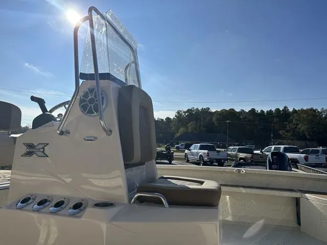 Slide: The Image of Xpress X23B 2024 - 13