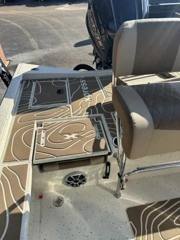 Slide: The Image of Xpress X23B 2024 - 22