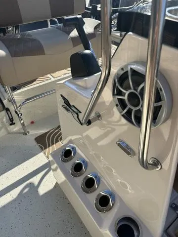 Slide: The Image of Xpress X23B 2024 - 27