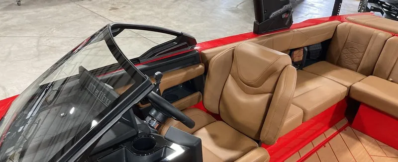 Slide: The Image of Malibu 23 LSV 2025 - 8
