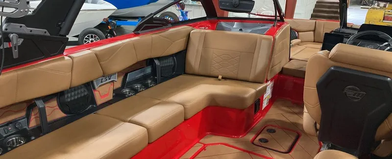 Slide: The Image of Malibu 23 LSV 2025 - 9