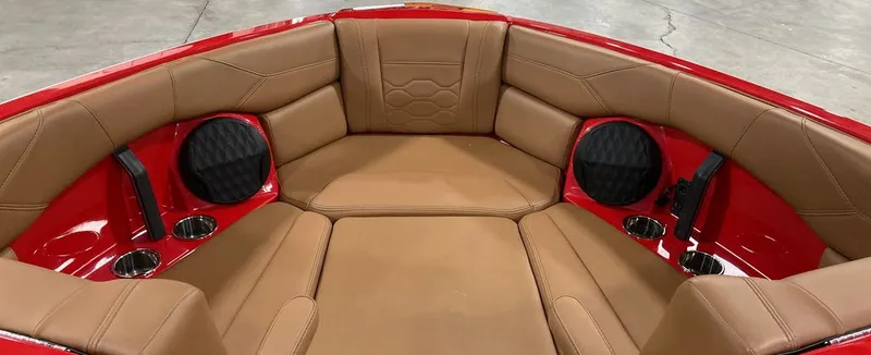 Slide: The Image of Malibu 23 LSV 2025 - 6
