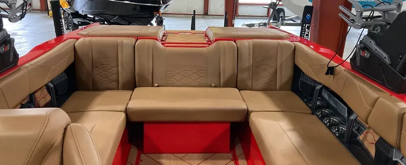 Slide: The Image of Malibu 23 LSV 2025 - 7