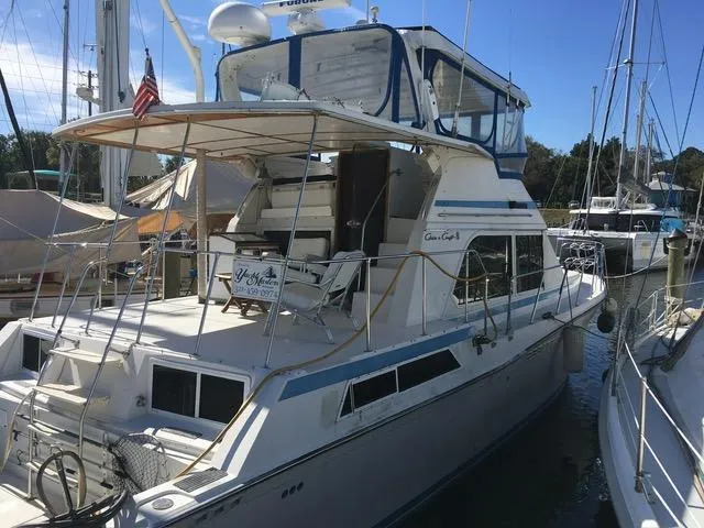Slide: The Image of Chris-Craft 480 Catalina 1988 - 25