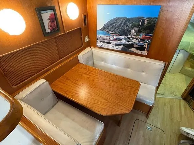 Slide: The Image of Chris-Craft 480 Catalina 1988 - 6