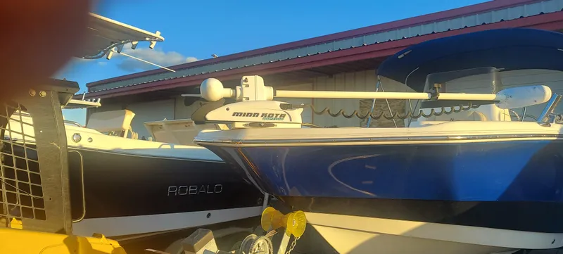 Slide: The Image of NauticStar 231 Coastal 2017 - 11