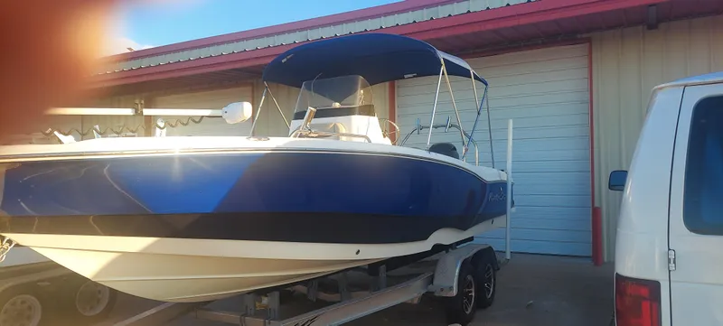 Slide: The Image of NauticStar 231 Coastal 2017 - 12