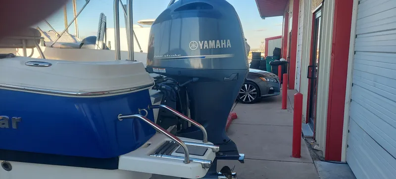 Slide: The Image of NauticStar 231 Coastal 2017 - 7