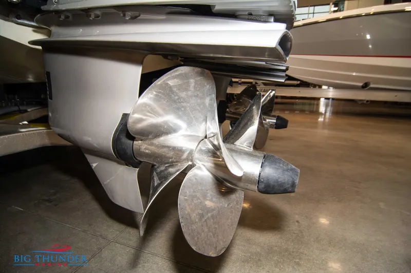 Slide: The Image of Close-up of 2024 Invictus TT420 boat propeller in showroom. - 8