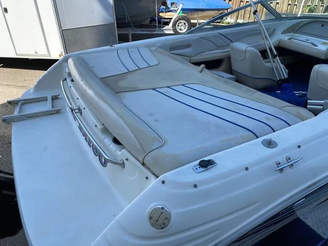 Slide: The Image of Sea Ray 210 Bow Rider 1996 - 4