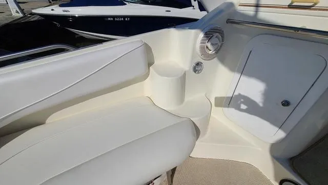 Slide: The Image of Larson Cabrio 300 Mid Cabin 1994 - 13